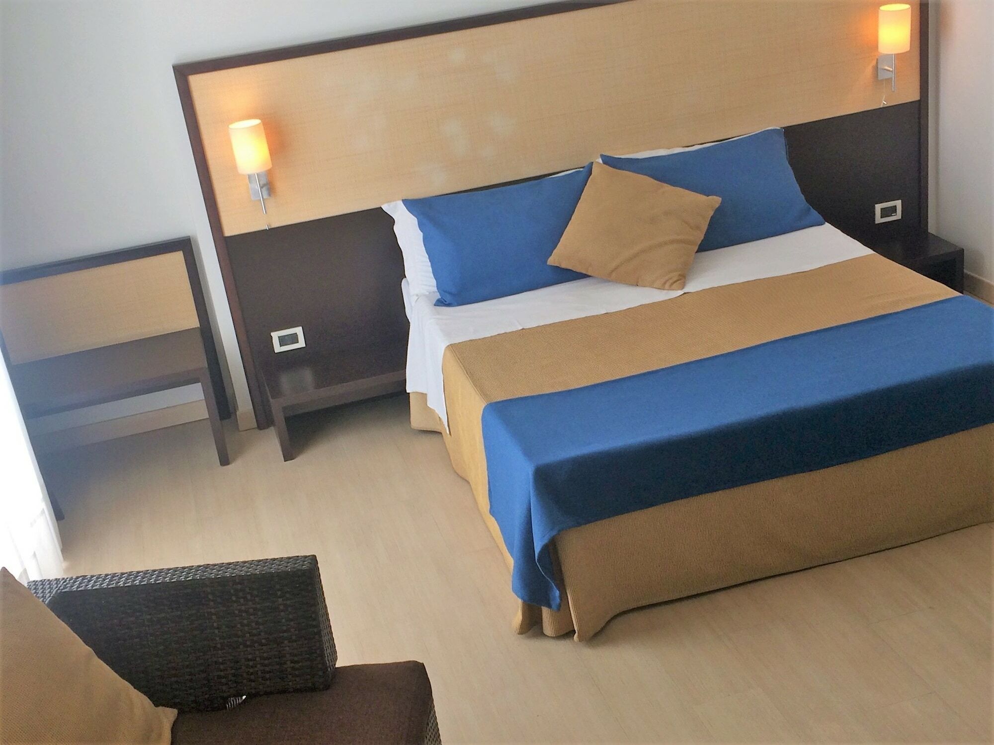 Il Grillo Hotel Pulsano Esterno foto